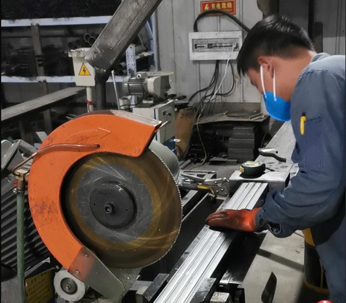 貨架材料注水式切割機(jī)，無塵環(huán)保效率高